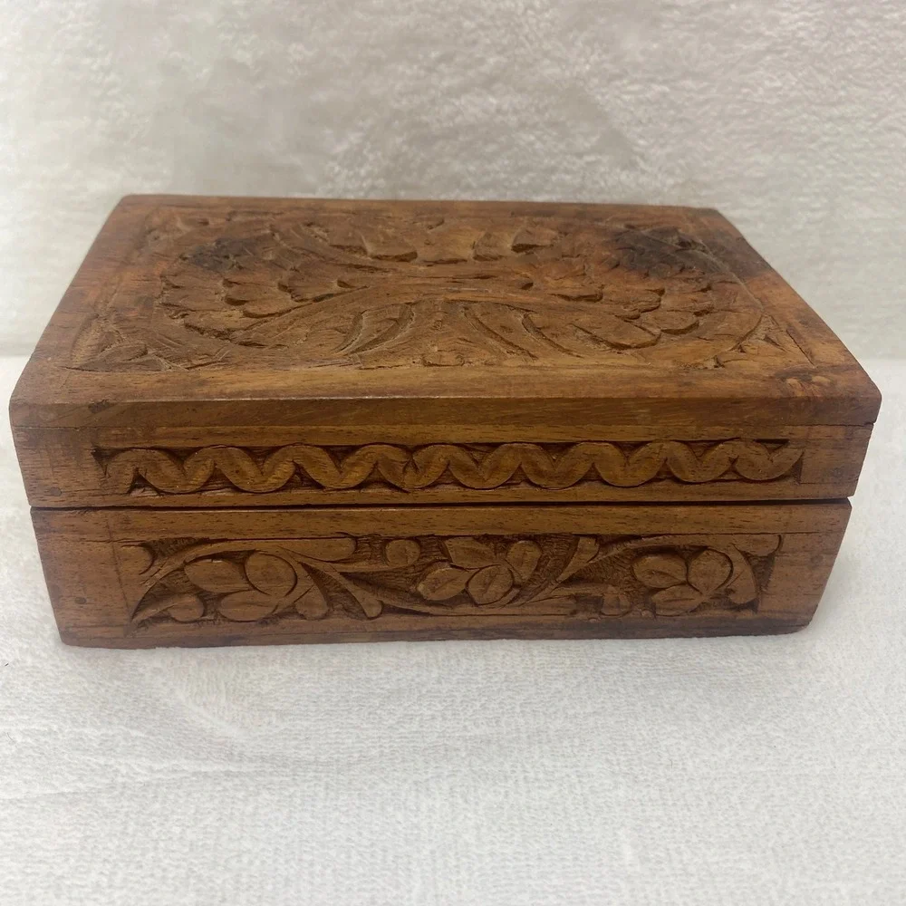 Hand‎ Carved Wooden Trinket Box Jewelry Keepsake Blue Velvet Lined